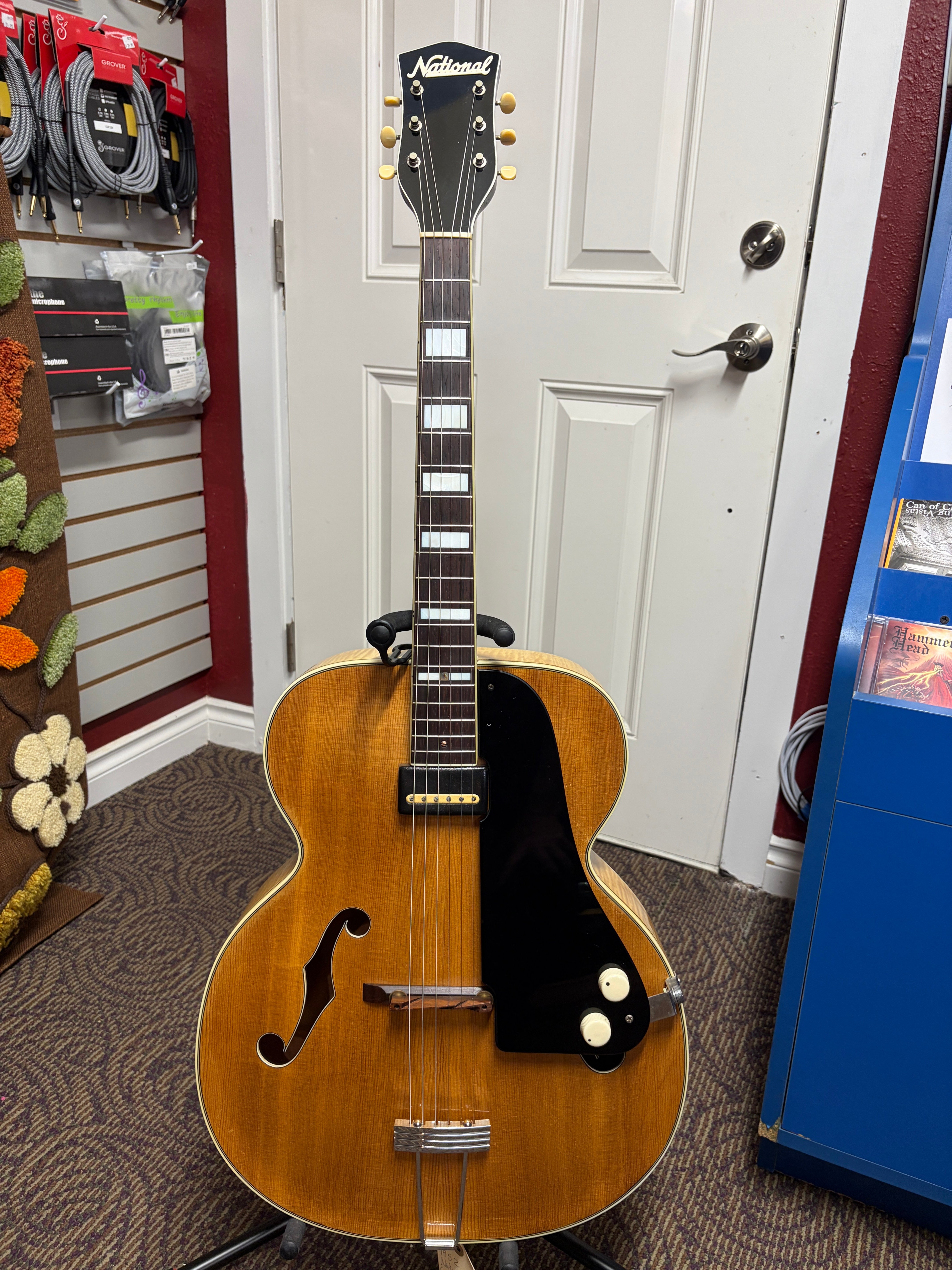 1952 National California Blonde 1100