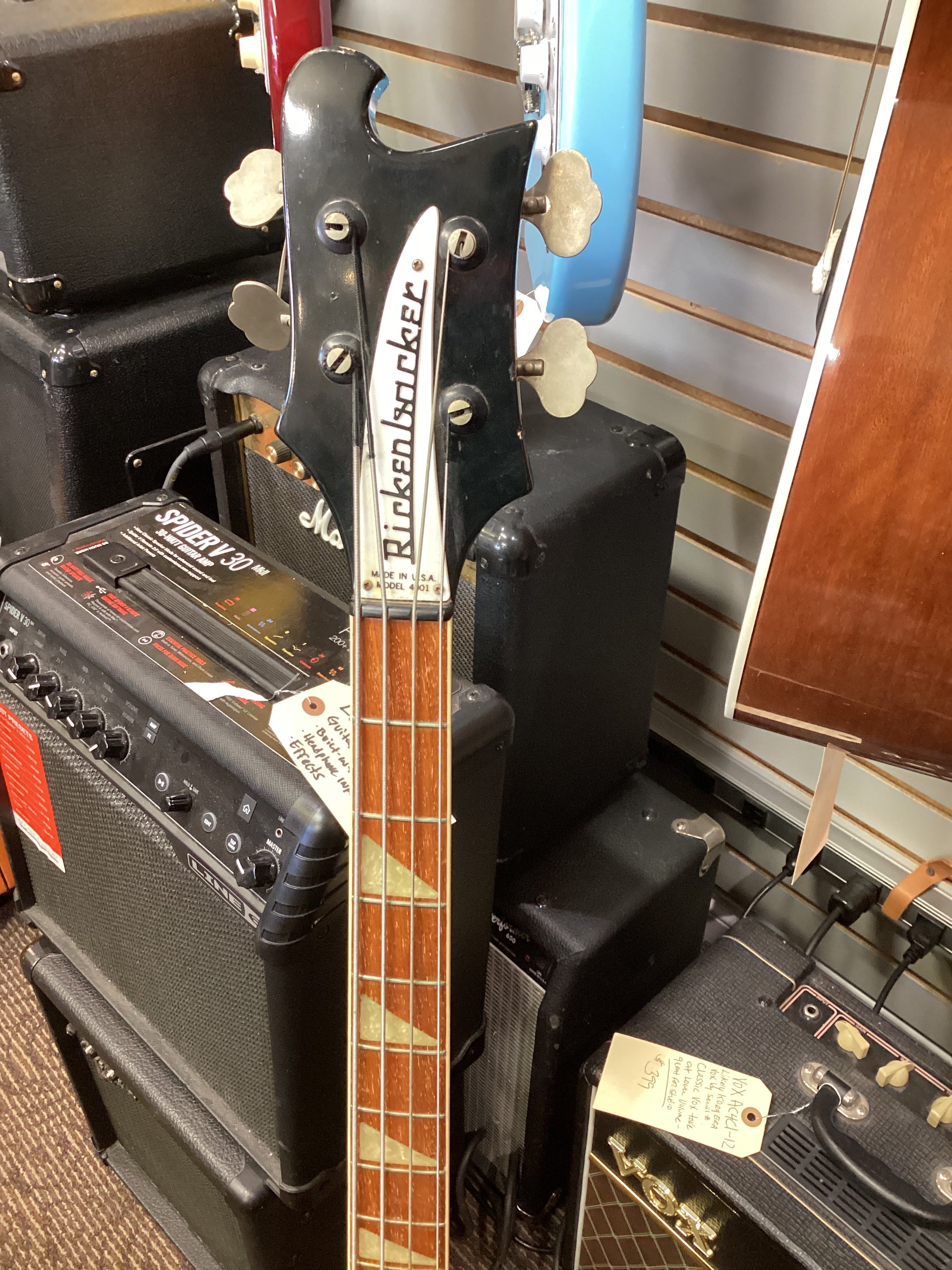 Rickenbacker Jetglo Bass 1979